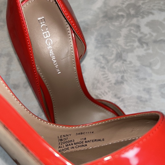 BCBGeneration Lenny Smooth Soft Patent Pumps - Pointed Toe Heels, Size 7 B - EUC - Picture 9 of 17